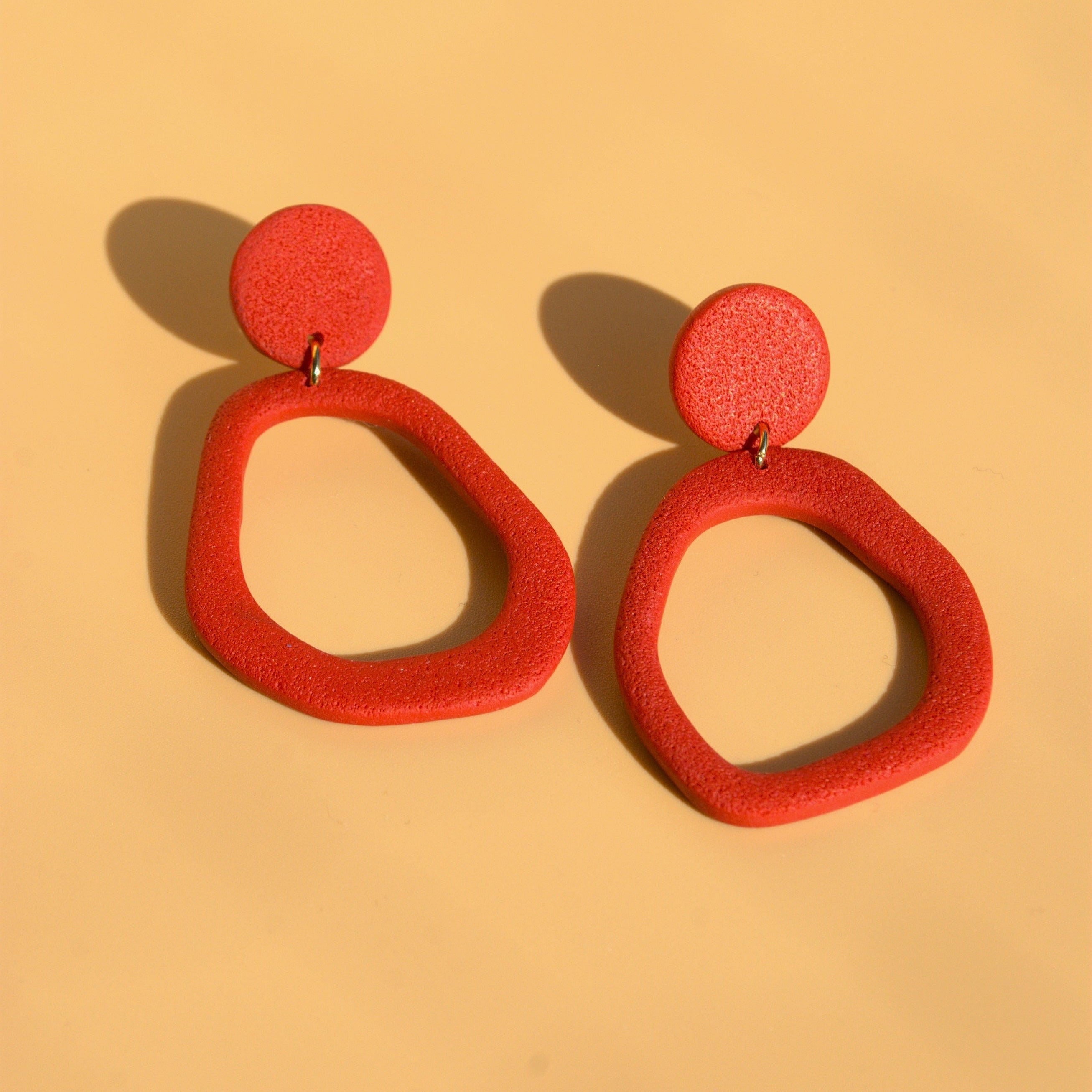 Federleichte Ohrringe aus Polymer Clay – 24K vergoldet