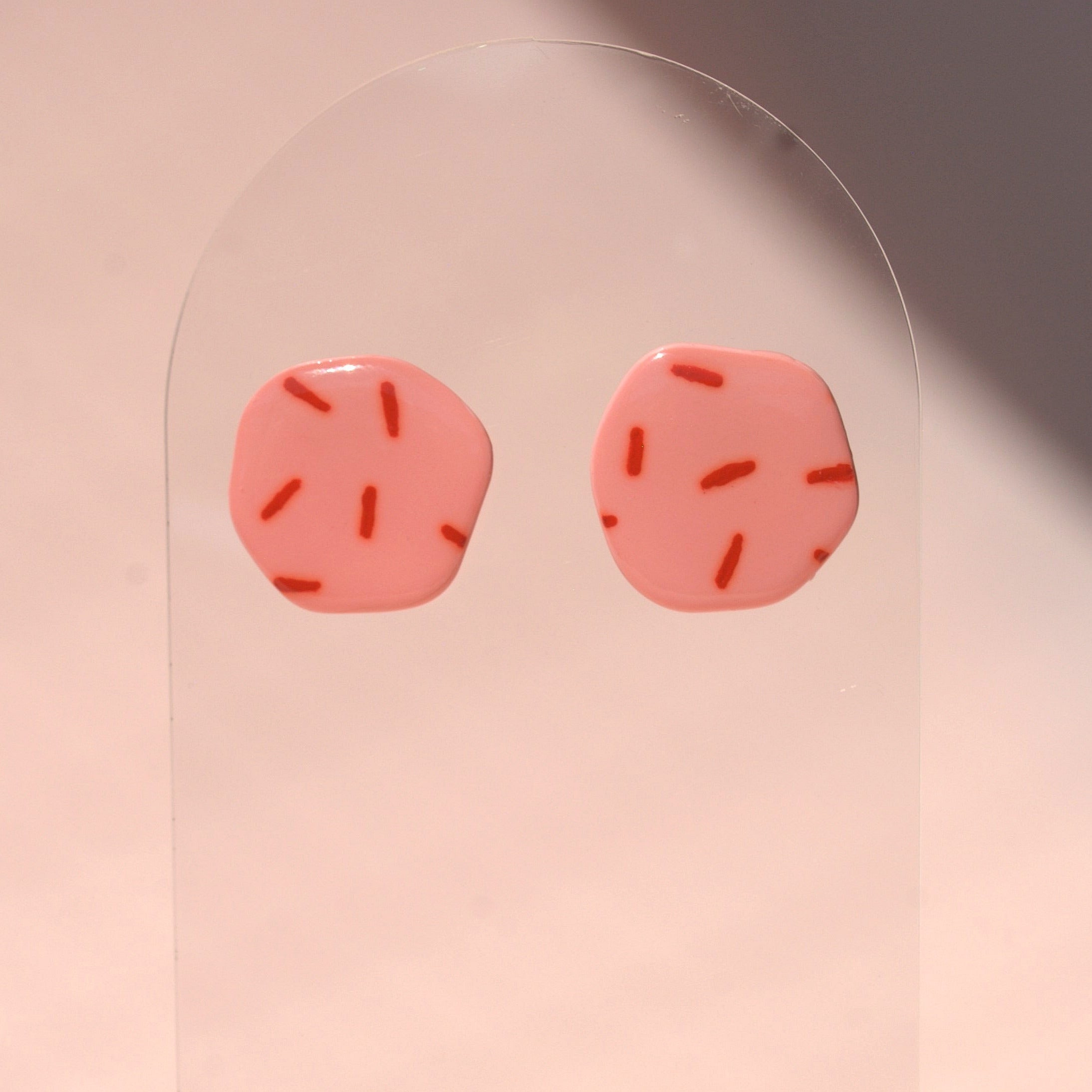 Bunte Statement-Ohrstecker aus Polymer Clay – handgefertigt