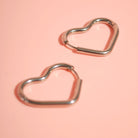 Minimalistische Silber Ohrringe in Herzform – Santoclay Basics