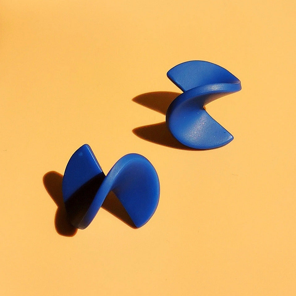 Santoclay Statement-Ohrstecker – handgemacht in München