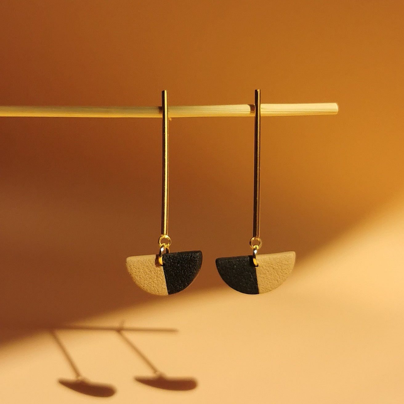 Vergoldete Ohrhänger aus Chirurgenstahl – länglich & leicht