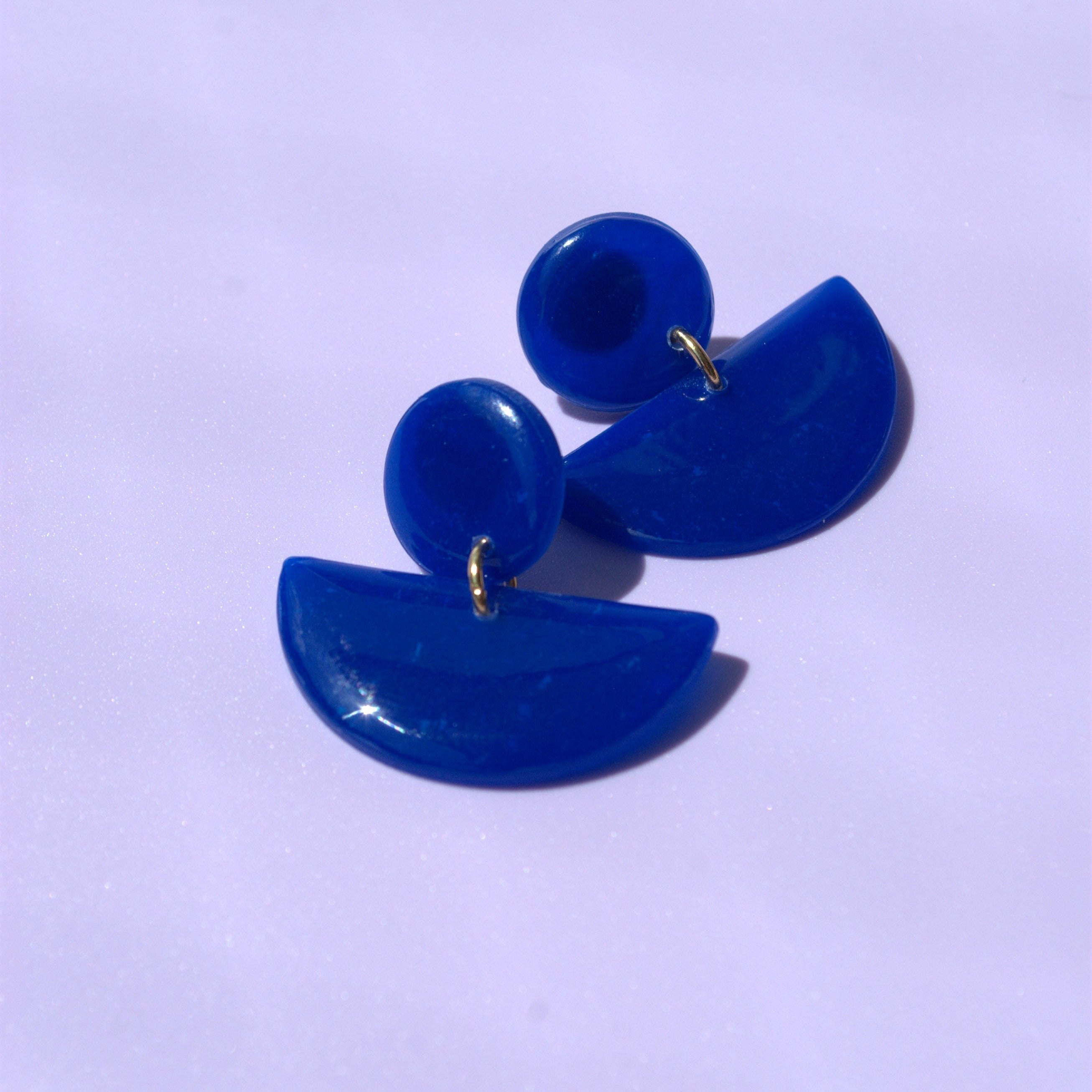 Santoclay Schmuck – blaue Ohrringe handmade in München