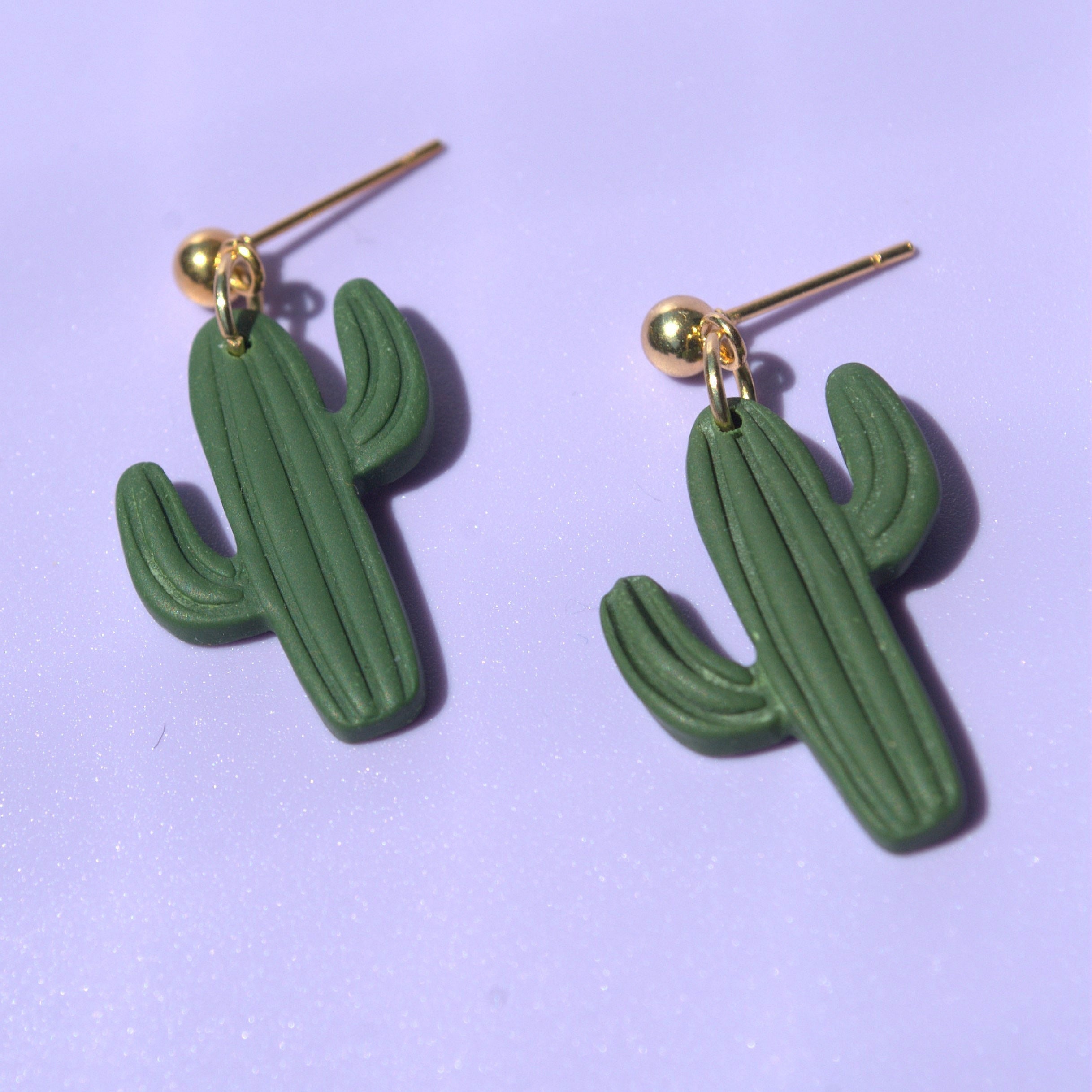 Grüne Kaktus-Ohrringe mit Edelstahl-Stecker – hautfreundlich & stylish