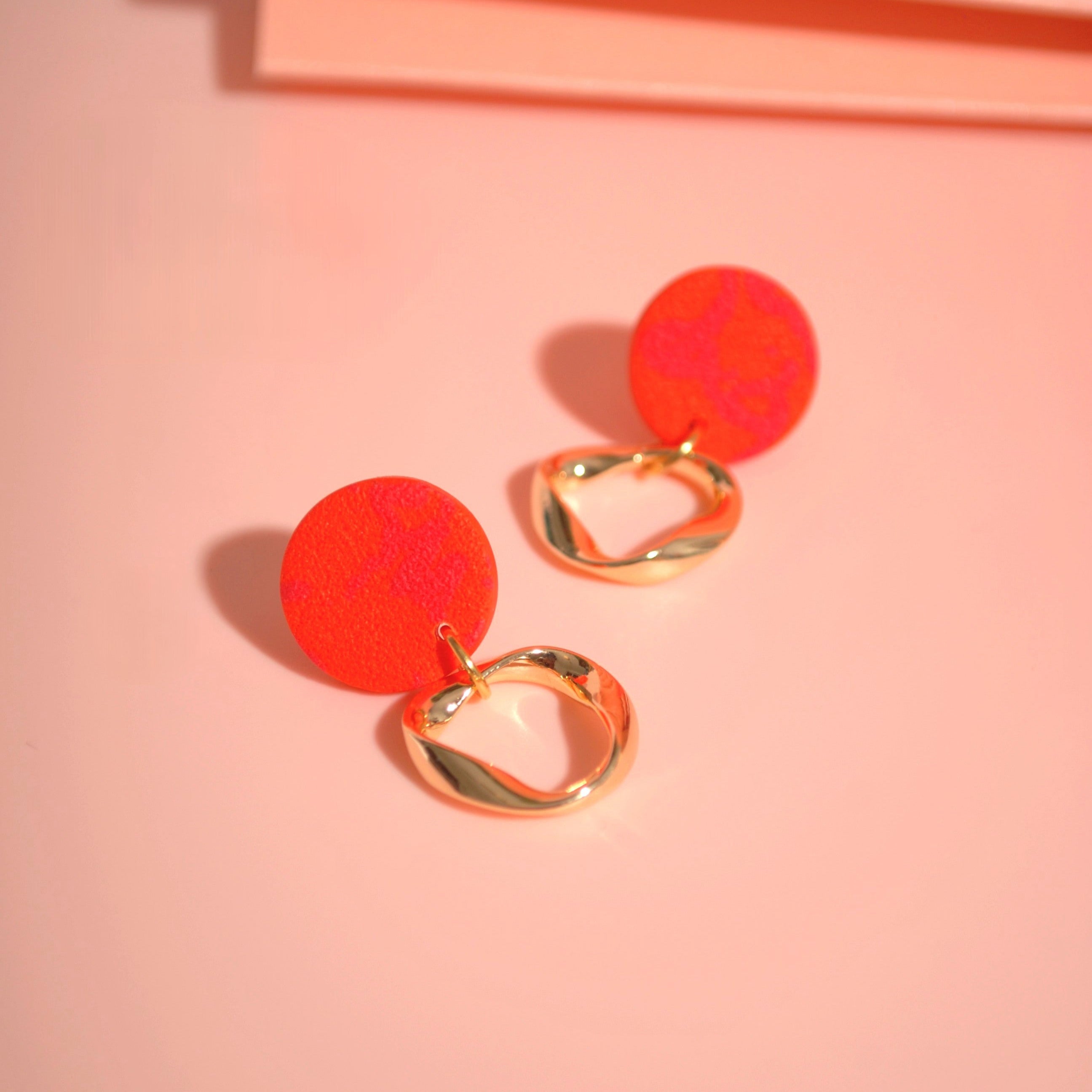 Handgemachte bunte Ohrringe – leicht & elegant