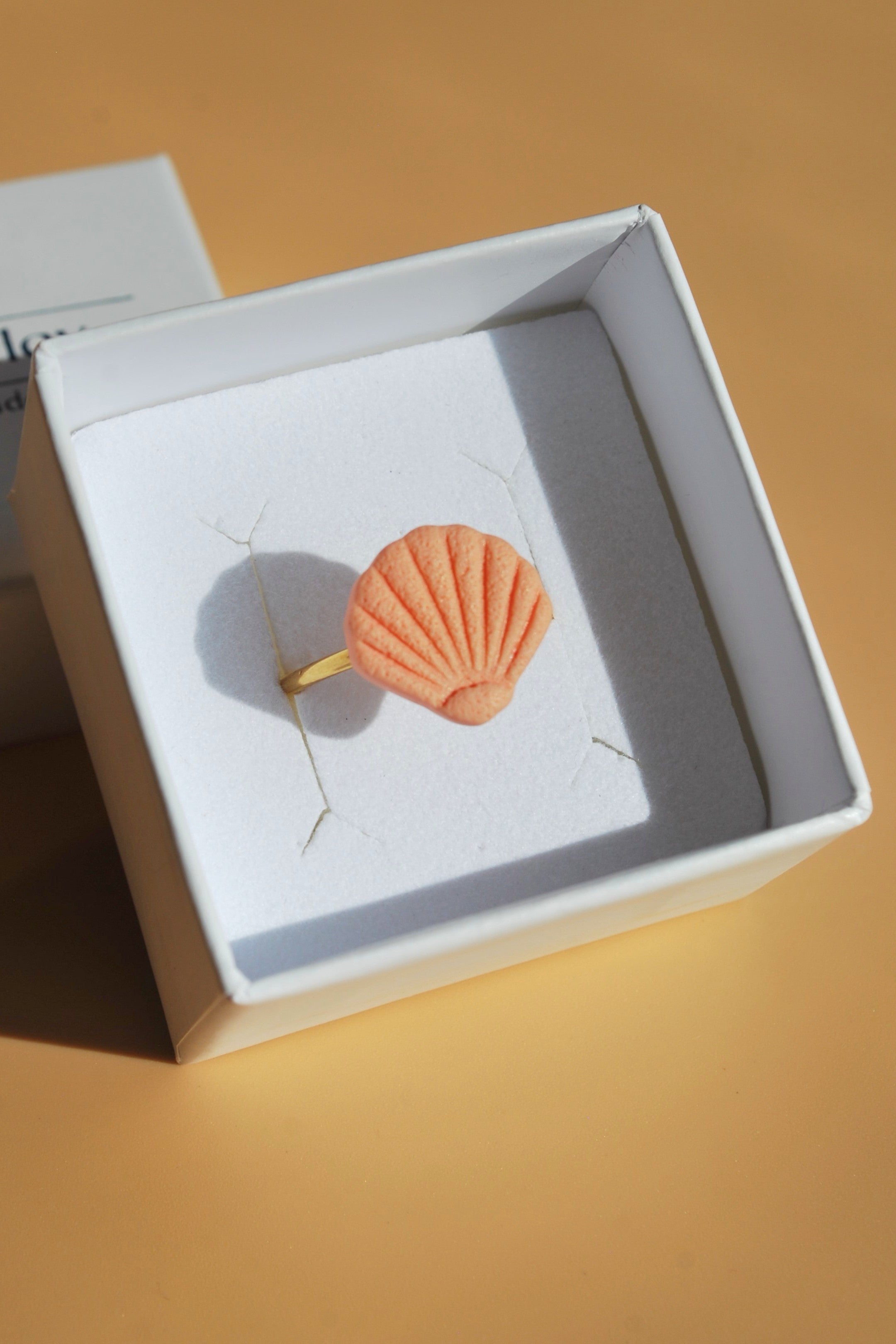 Boho-Ring mit Muschel aus Polymer Clay