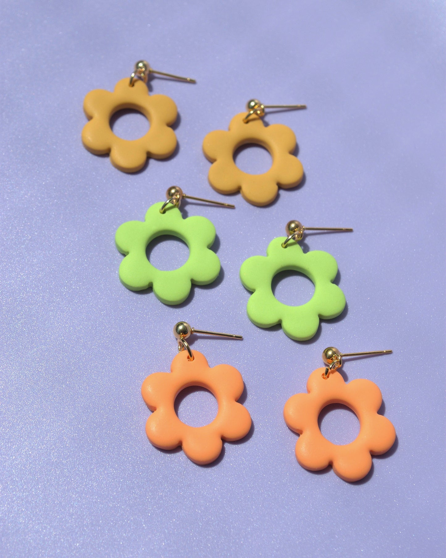 Daisy | Flower Earrings 