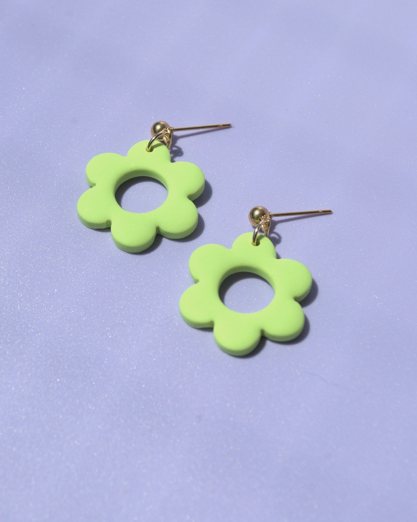 Daisy | Flower Earrings 