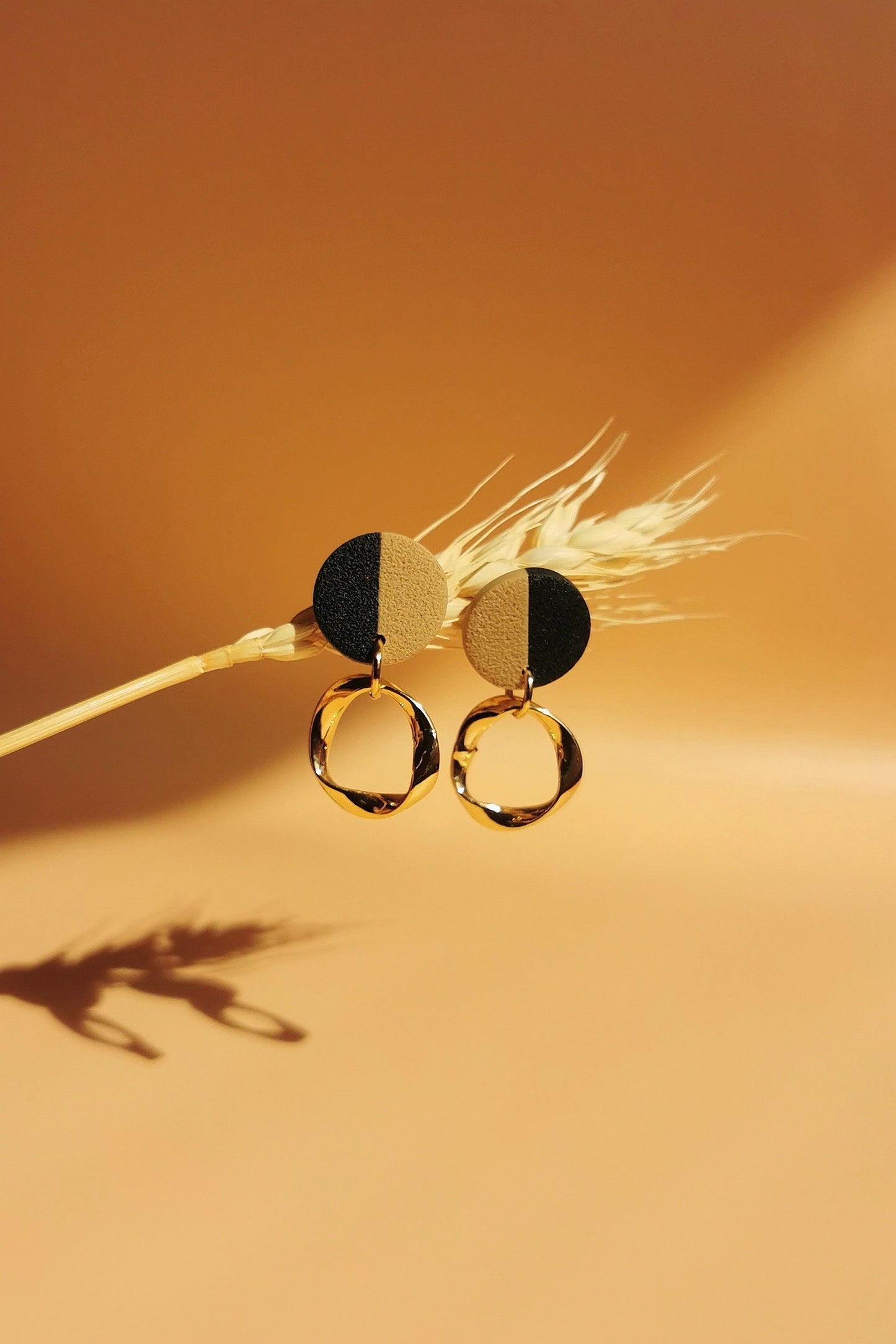 Valencia | Elegant earrings | 24k gold plated 