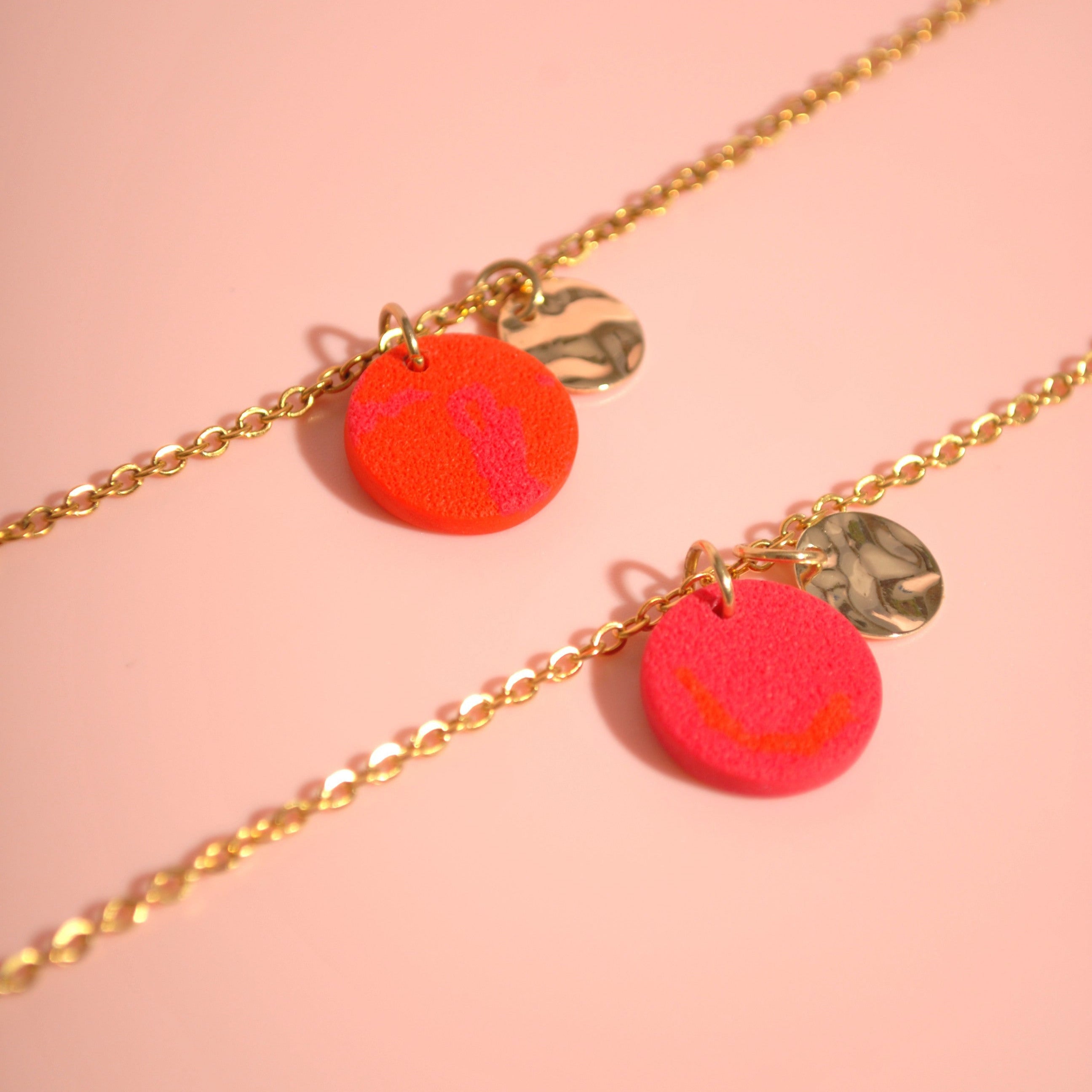 Statement-Kette mit farbigem Anhänger aus der Linda Kollektion